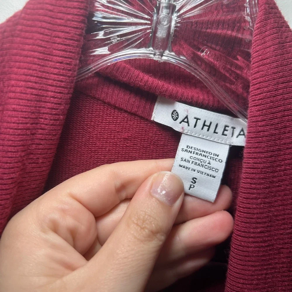 Athleta Pranayama Wrap Cardigan Burgundy Red Open Front Thumbhole S cozy casual